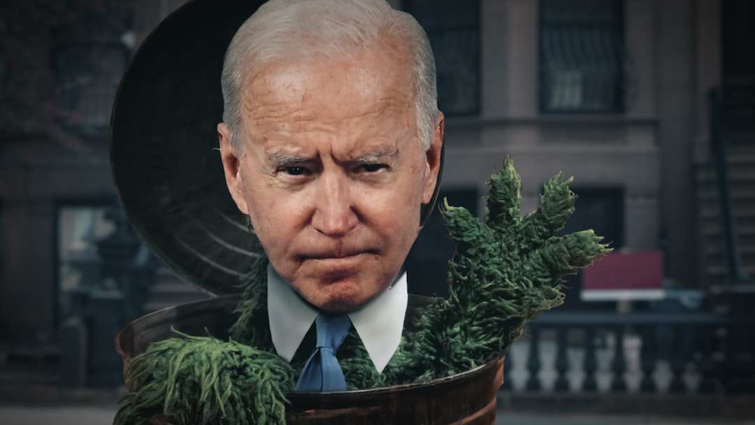 Ep. 1411 -  Joe Biden Is A Garbage President And 7 In 10 Americans Know It