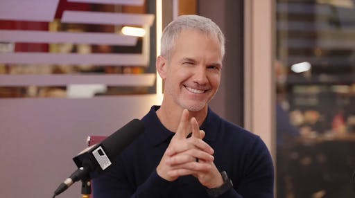 The Hottest Host in Town - Morning Wire Live